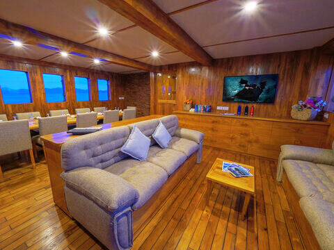 Komodo Sea Dragon Liveaboard