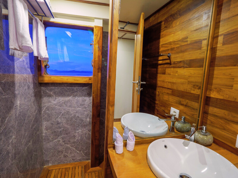 Komodo Sea Dragon Liveaboard